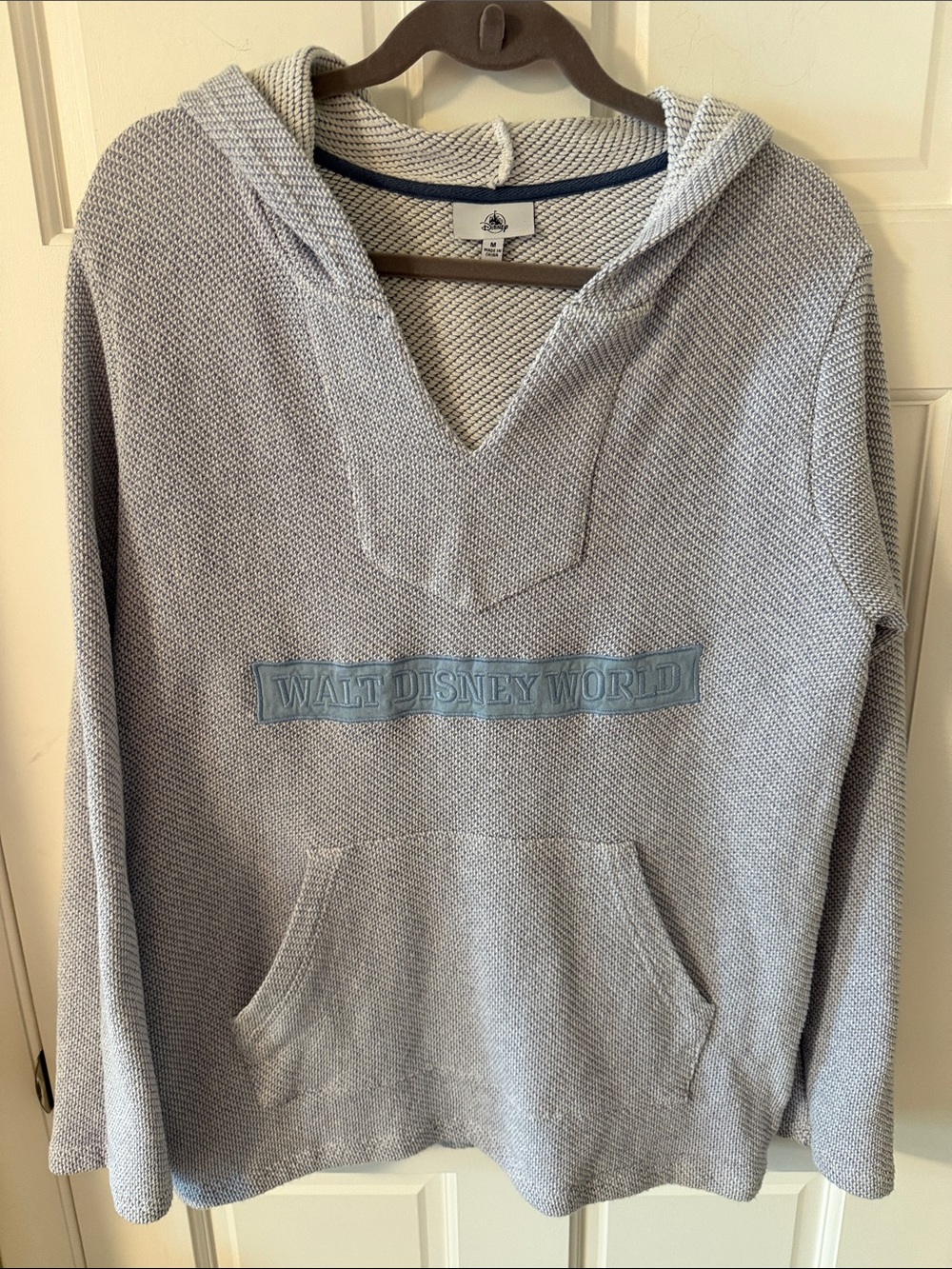 Walt Disney World cozy knit pullover hoodie gray/blue Size Medium